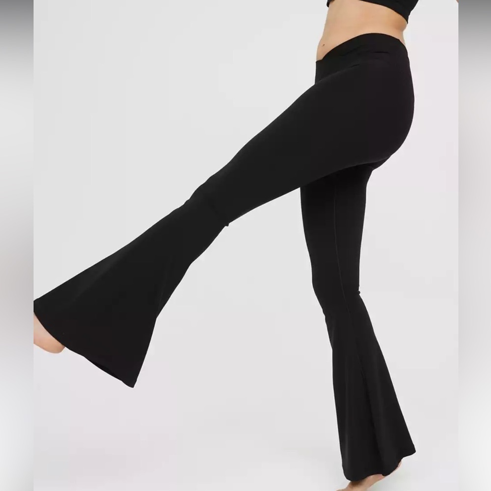 OFFLINE By Aerie Real Me High Waisted Crossover Super Flare Legging